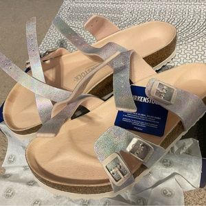 Birkenstocks light rose color